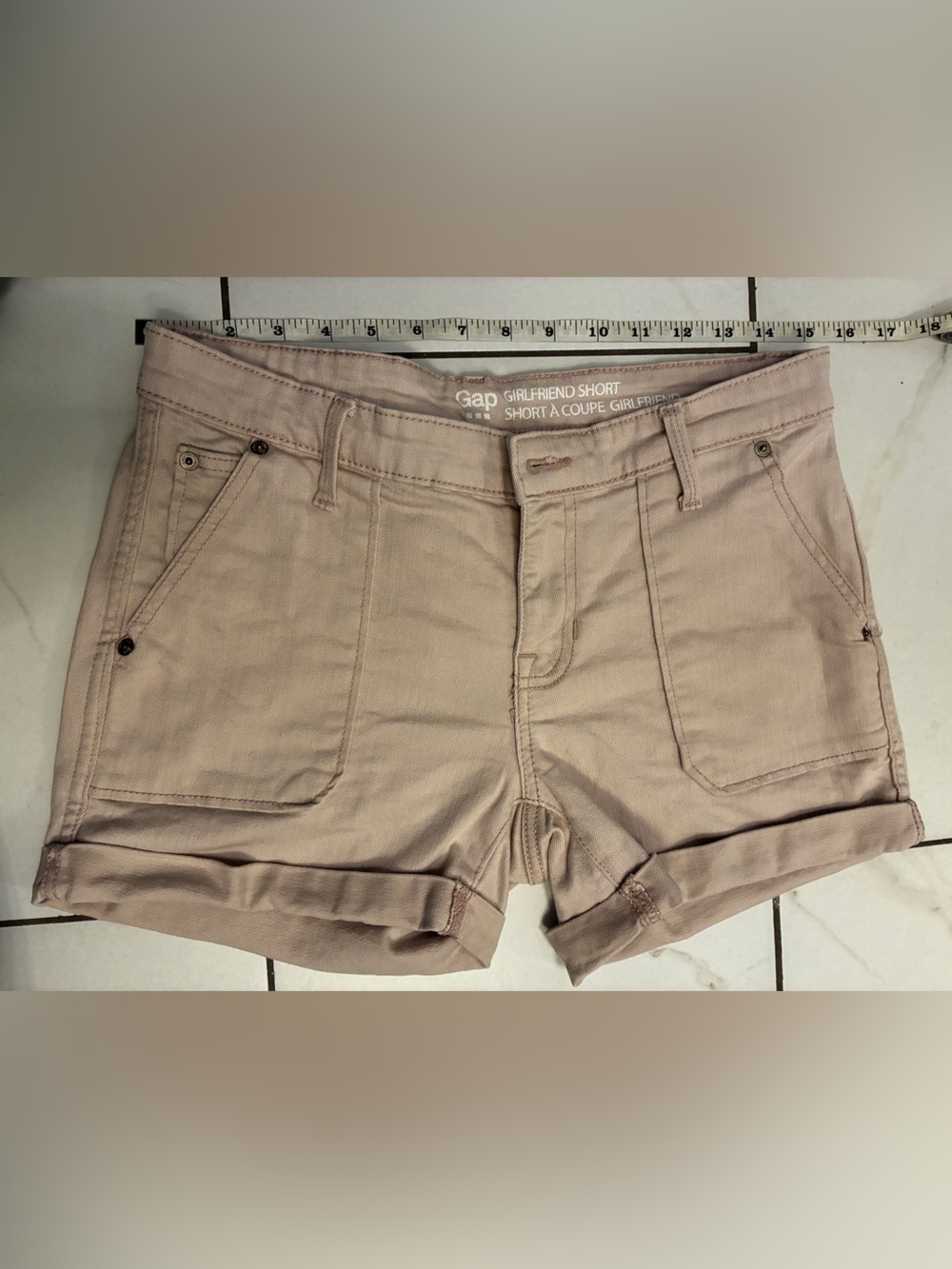 Light pink gap shorts